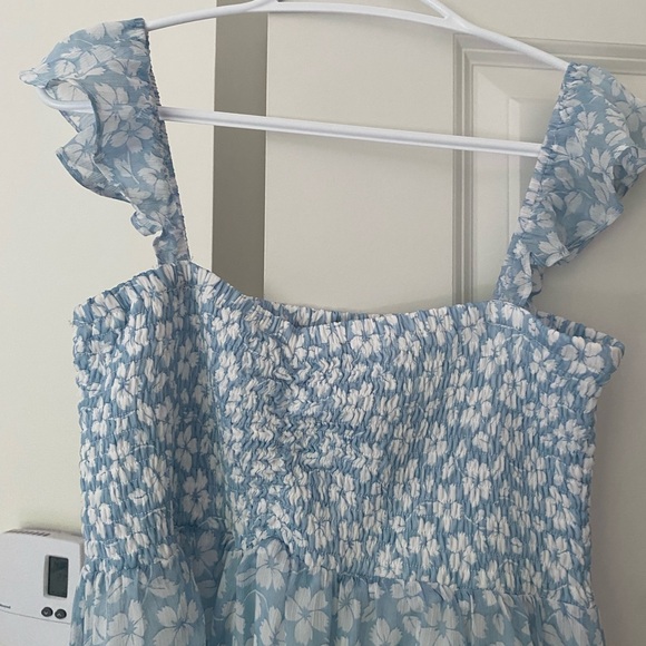 Light Blue Floral Chiffon Sweetheart Maternity Maxi Dress - Picture 10 of 13